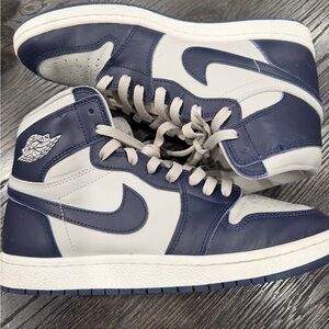 Jordan 1 High '85 Georgetown 2022 Size 9.5